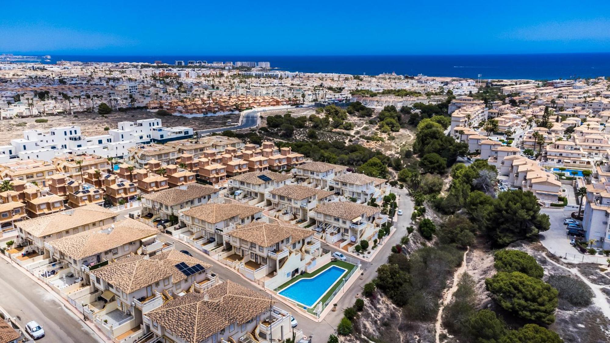Exclusive Penthouse - Big Balcony & Private Garden